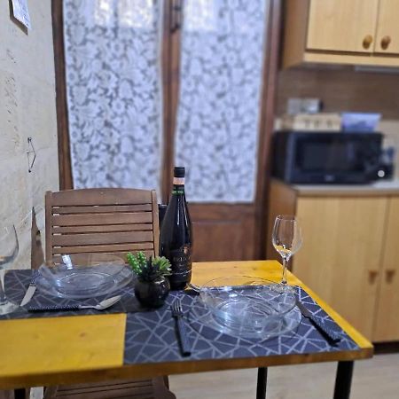 Lovely 1 Bedroom Apartment In The Heart Of Valletta Bagian luar foto