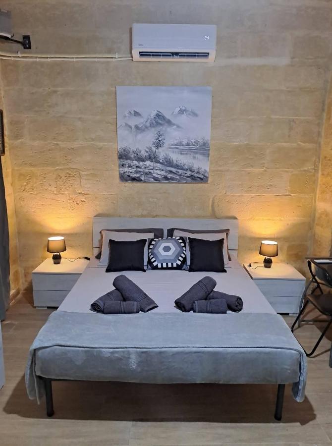 Lovely 1 Bedroom Apartment In The Heart Of Valletta Bagian luar foto