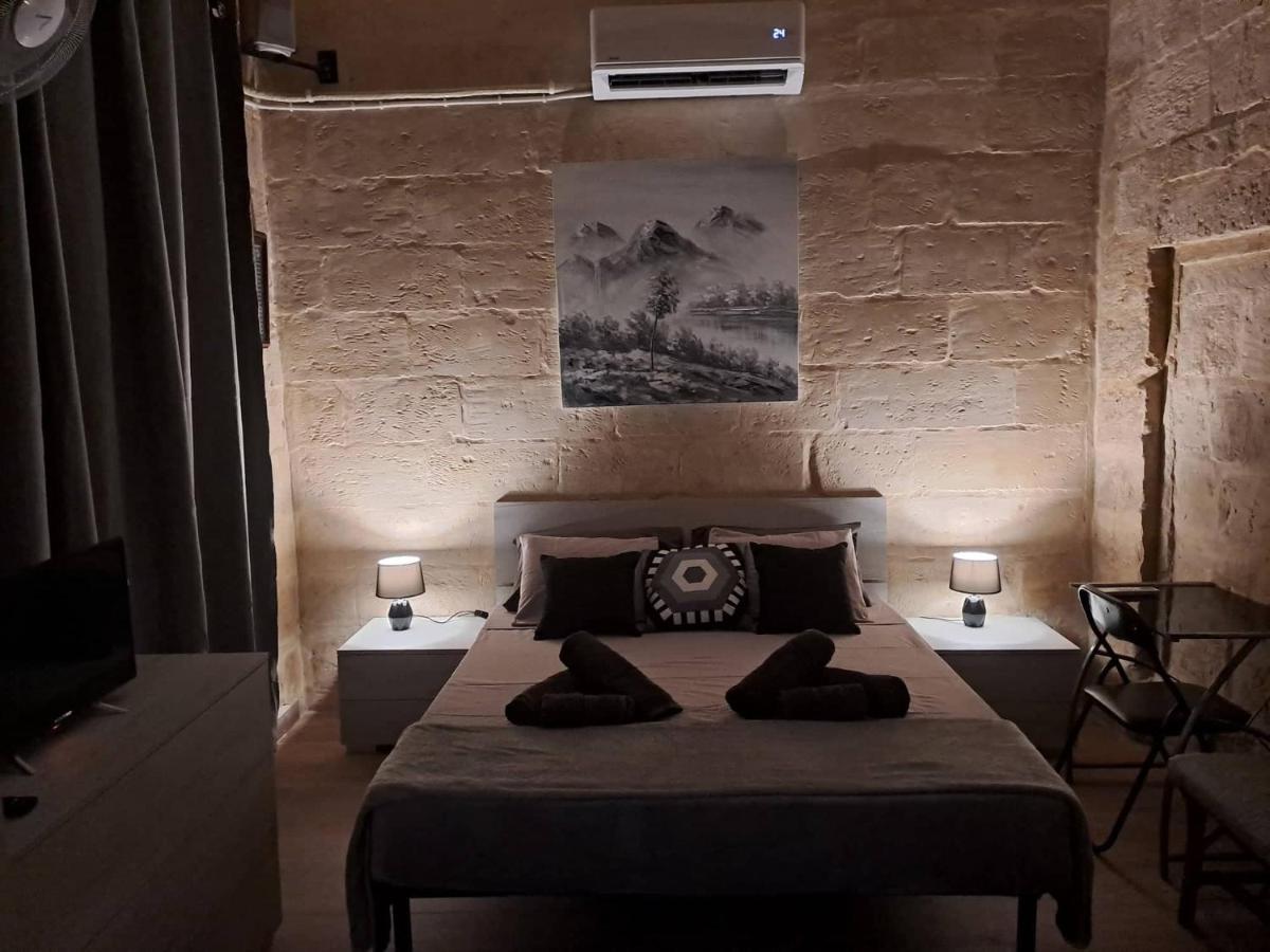 Lovely 1 Bedroom Apartment In The Heart Of Valletta Bagian luar foto
