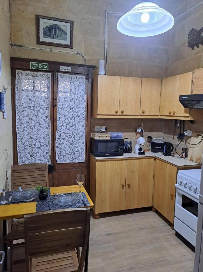 Lovely 1 Bedroom Apartment In The Heart Of Valletta Bagian luar foto